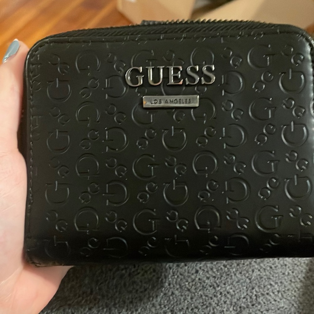 Guess Wallet
